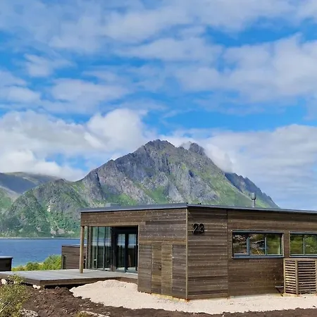 Classy Lofoten Villa *