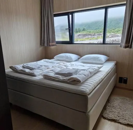 Classy Lofoten Villa *
